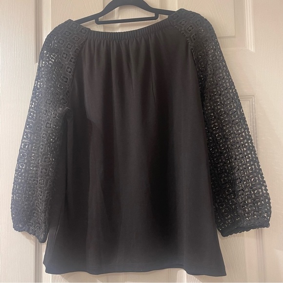 ❤️2/$15 or 3/$21❤️ Talbots Black Top/Lace Sleeves, Size Small - Picture 3 of 10